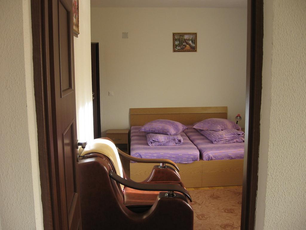 Pensiunea Pomi -Oesti Hotel Albestii Paminteni ห้อง รูปภาพ